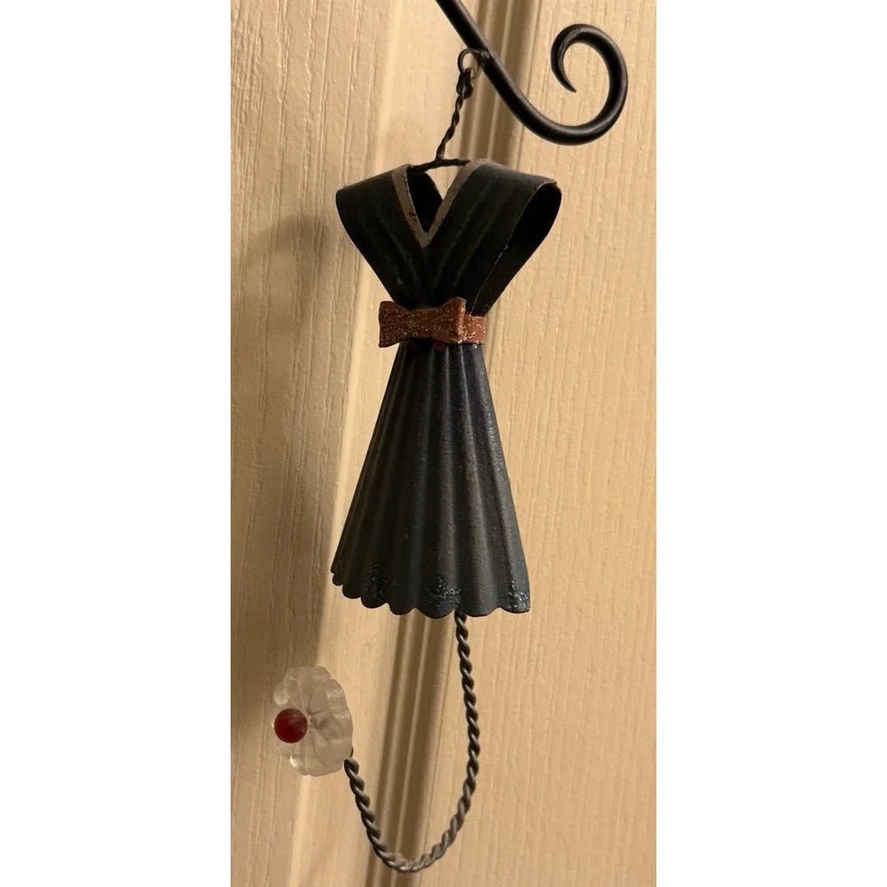 VTG Dress Shape Hooks with Wall Mounted Hanger Decorative Hanger‎ Hook